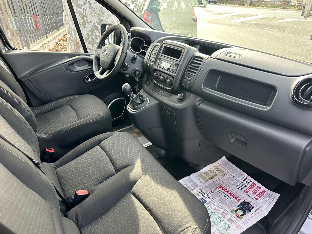 Opel Vivaro 6 posti 1.6 diesel