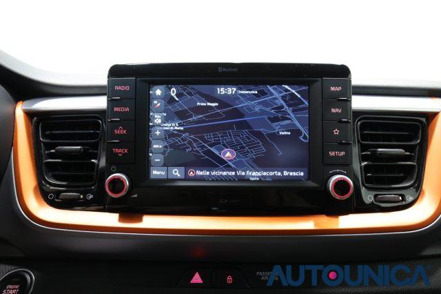 KIA Stonic 1.0 T-GDI 120 CV STYLE FARI LED NEOPATENTATI