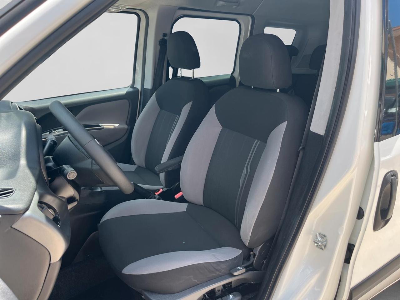 Fiat Doblo 1.6 Multijet 5 Posti Autovettura