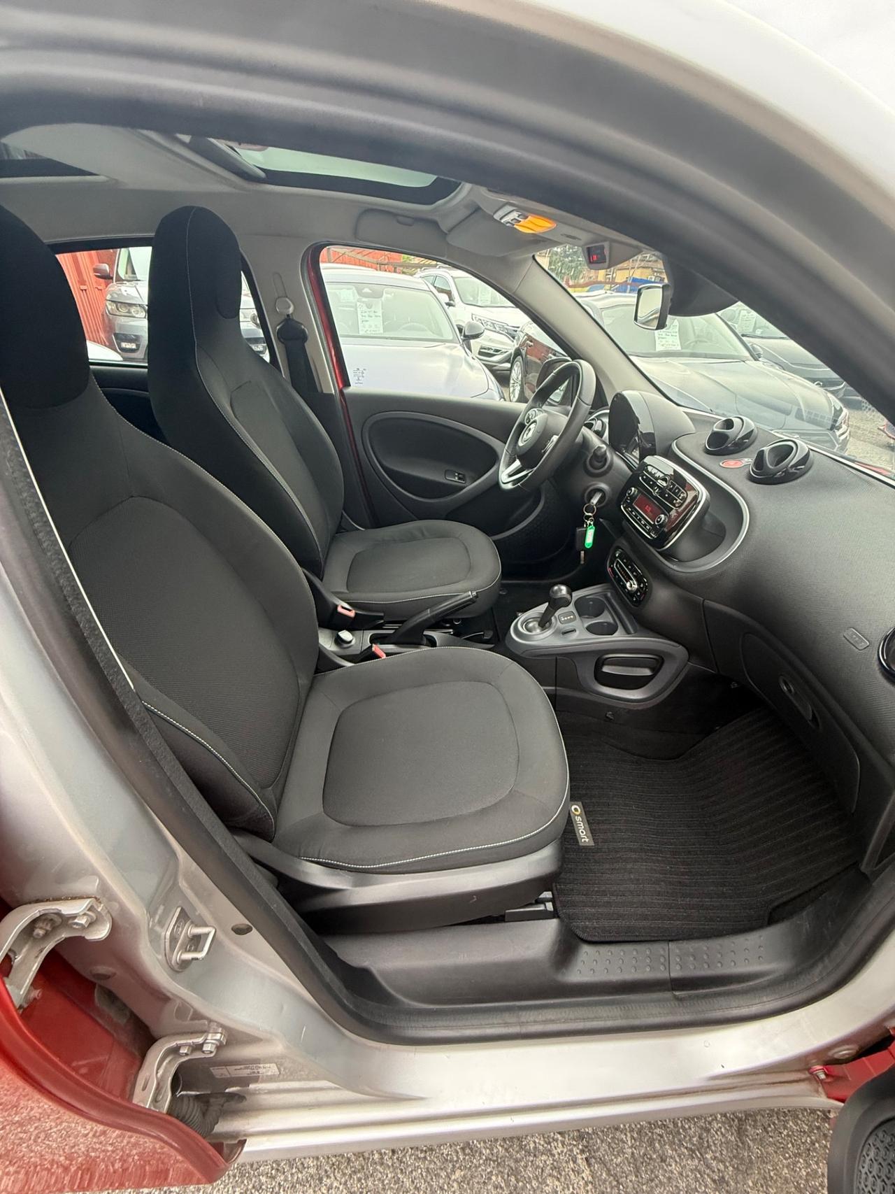 ForFour 70 1.0 twinamic Passion-unipro-rate-garanzia