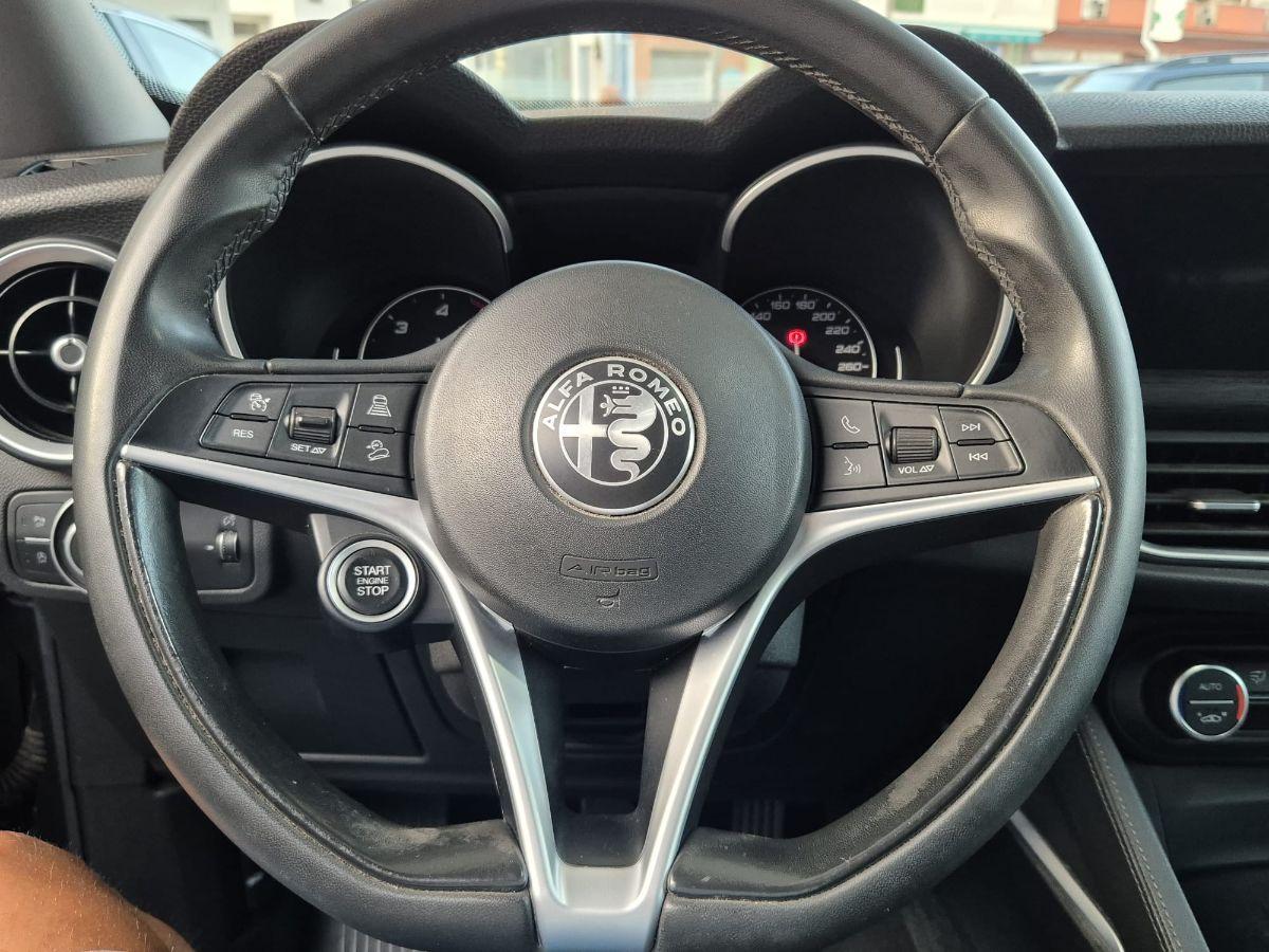 ALFA ROMEO - Stelvio - 2.2 T.diesel 190 CV AT8 Q4