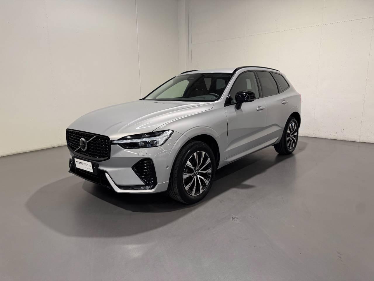VOLVO XC60 B5 PLUS DARK AWD AUTO