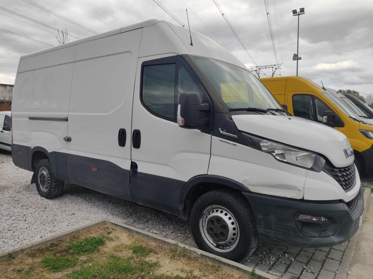 Iveco Daily 33S12 2.3 HPT 116CV Auto Iva Compresa
