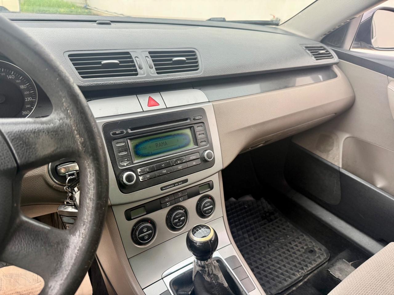 Volkswagen Passat 2.0 TDI DPF Var. Comfortline
