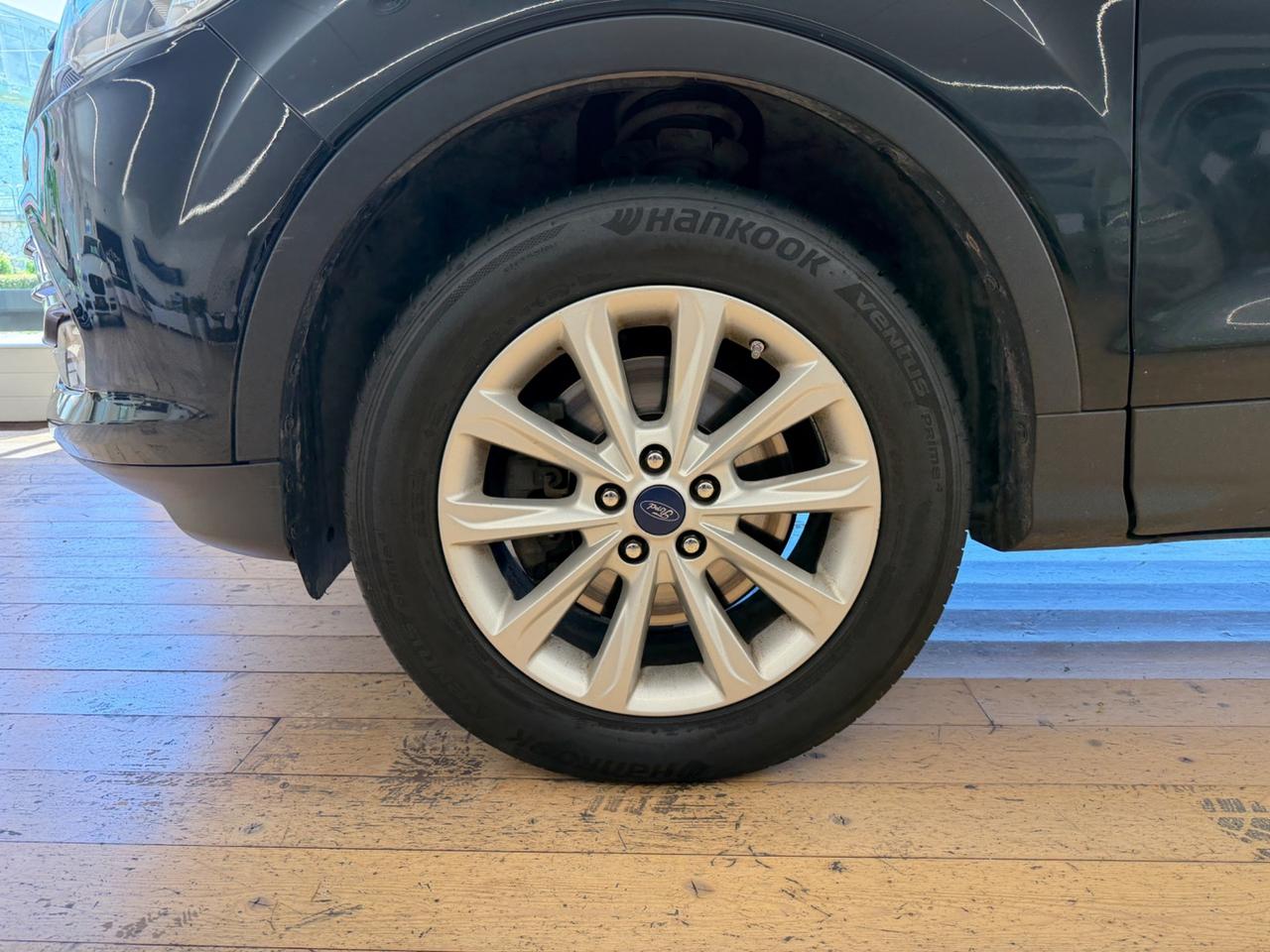 Ford Kuga 2.0 TDCI 150 CV S&S 4WD Powershift Titanium