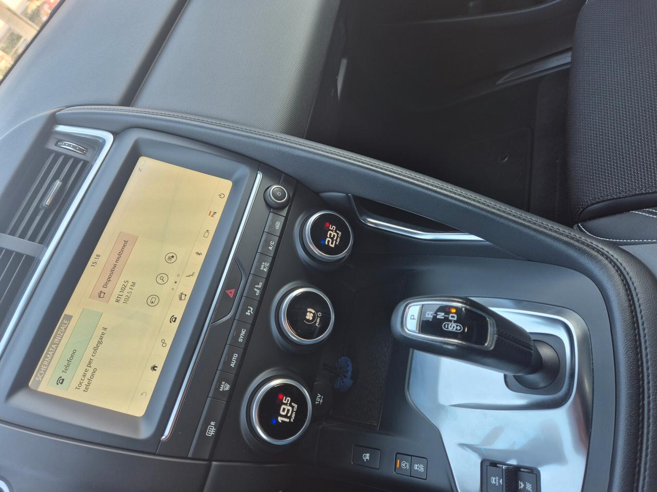Jaguar E-Pace 2.0D 180 CV AWD R-Dynamic 52000 Km Motore