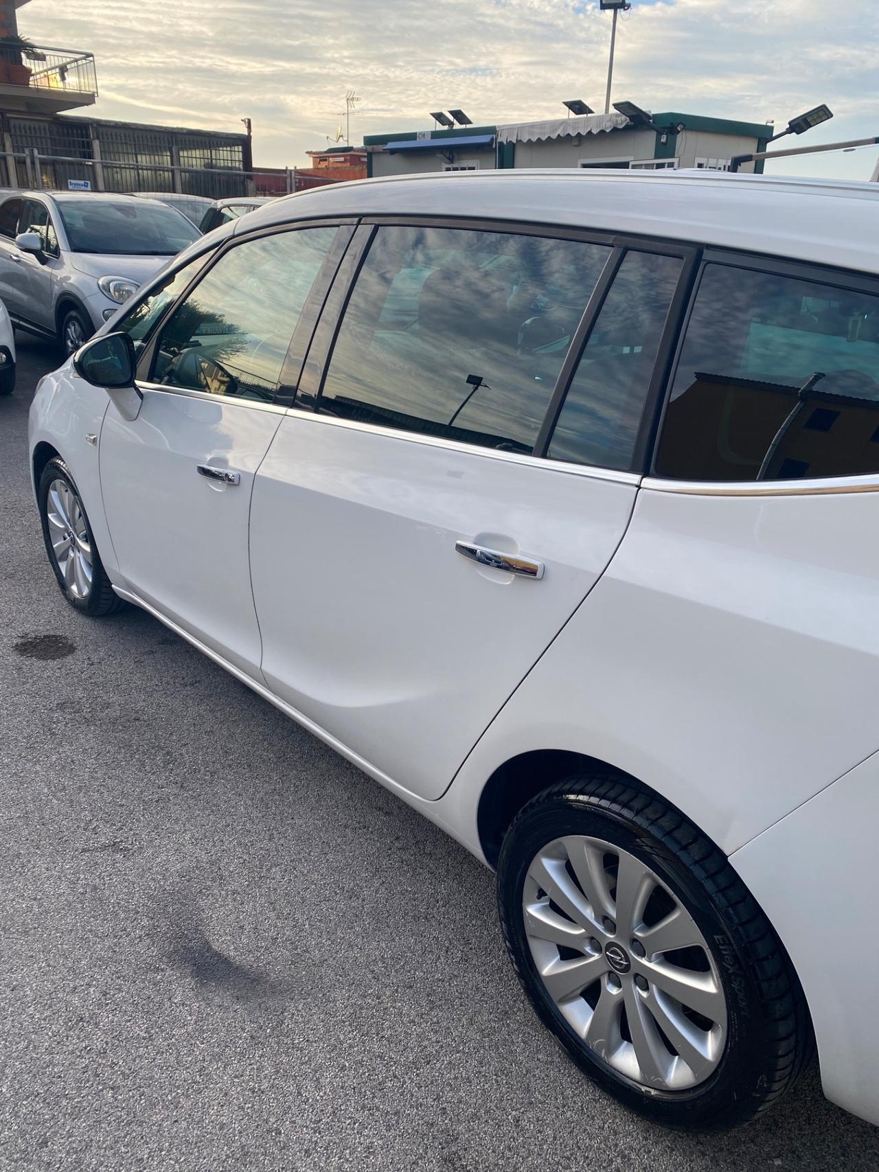 Opel Zafira 1.6 EcoM 7 Posti Fine 2012 Full