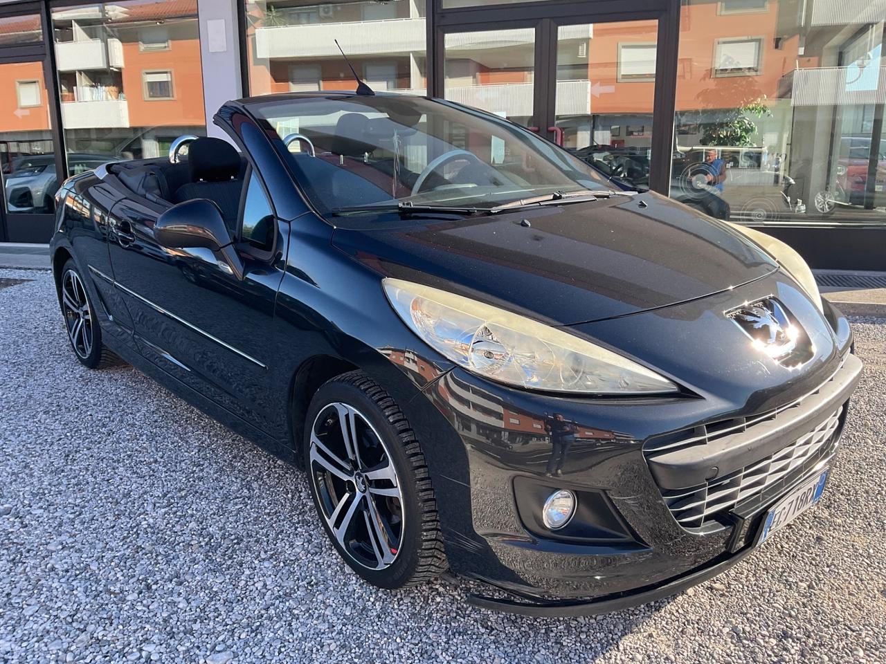 Peugeot 207 1.6 THP 150CV CC Féline