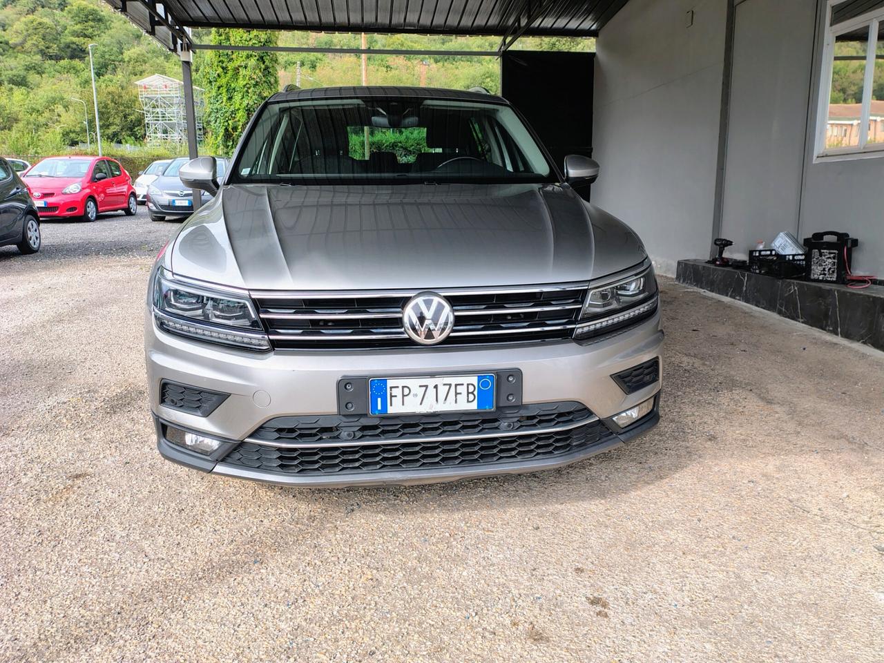 Volkswagen Tiguan 2.0 TDI SCR DSG 4MOTION Business BMT