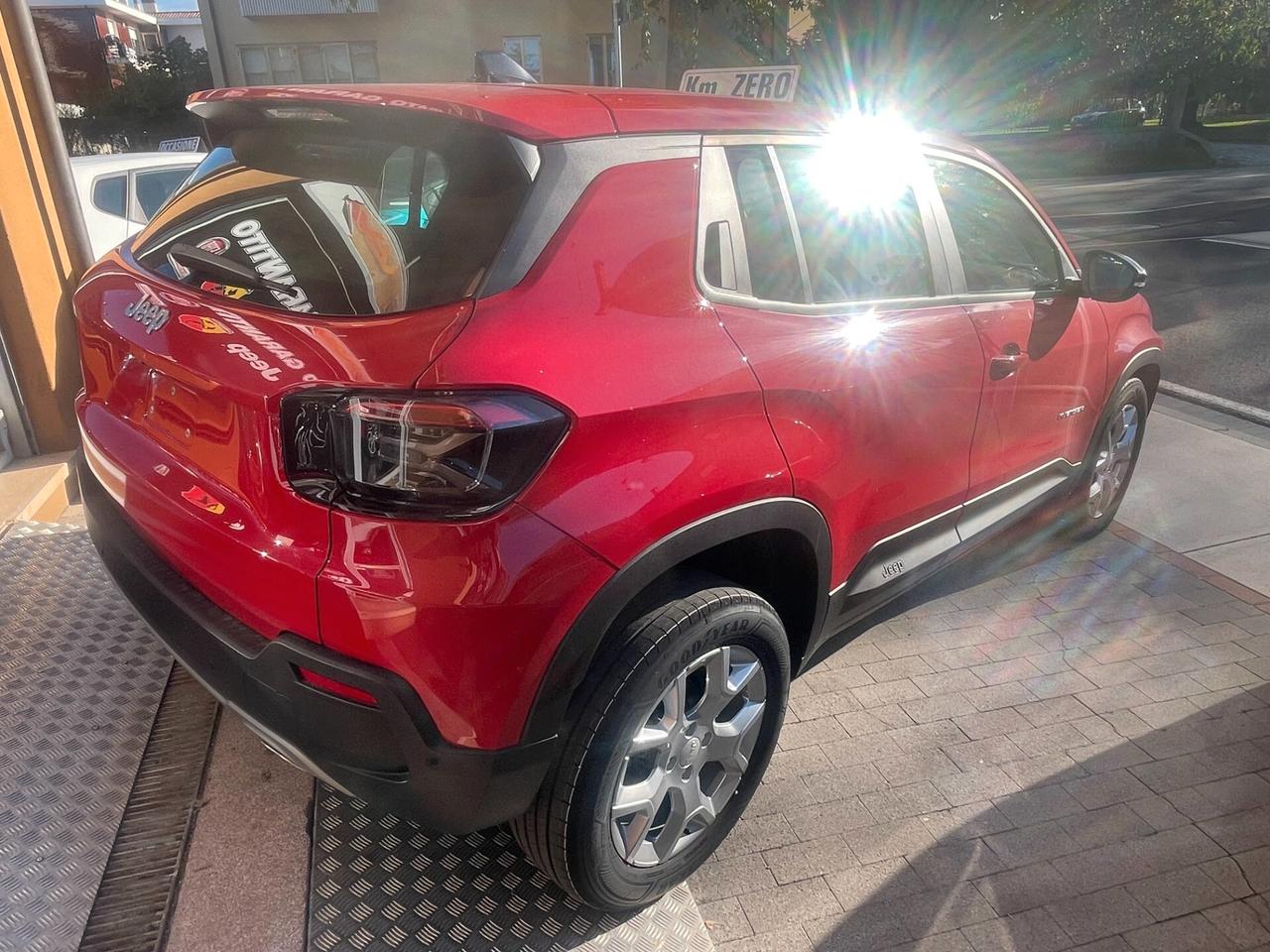 Jeep Avenger 1.2 Turbo 110 CV e-Hybrid Altitude