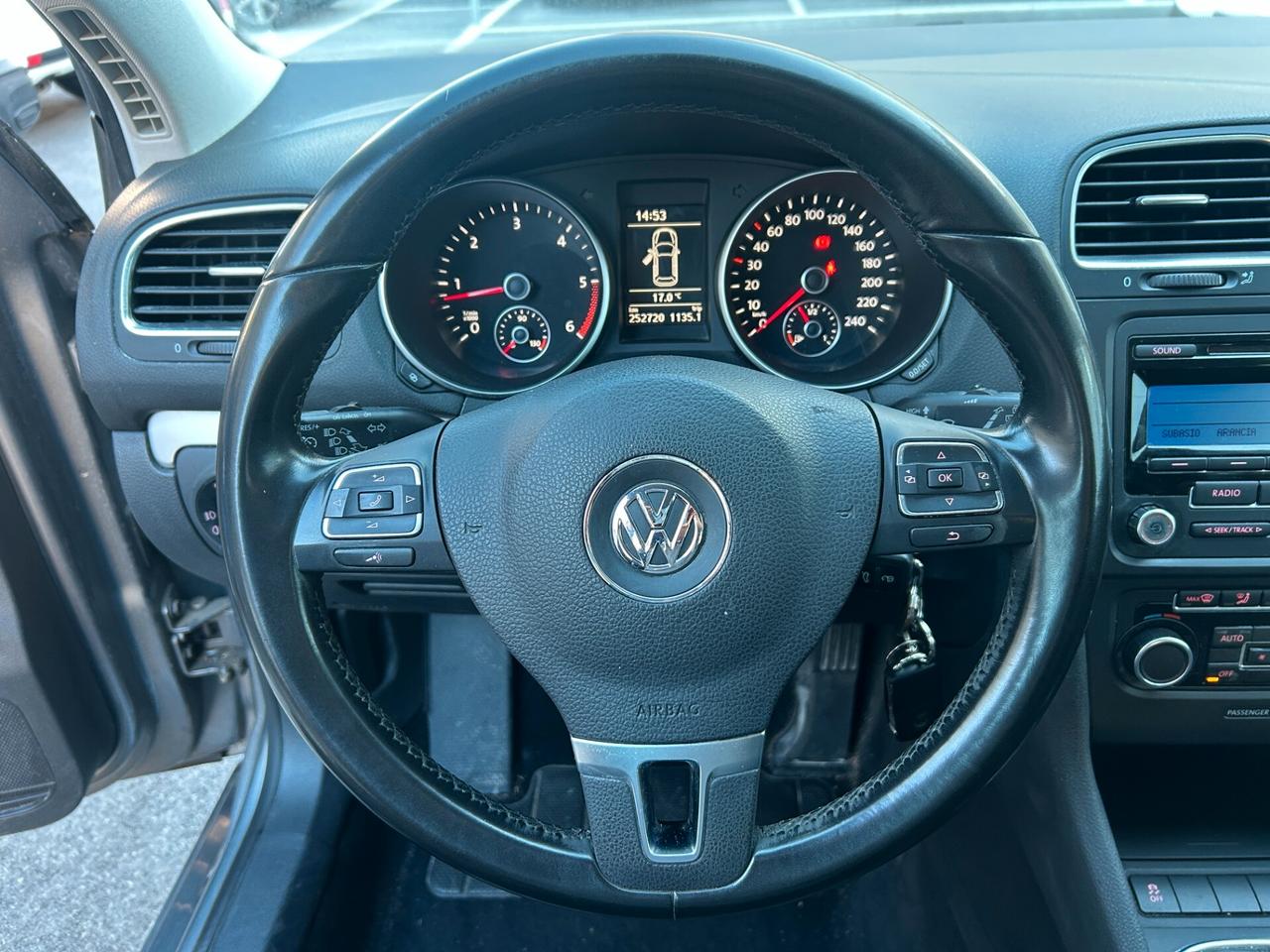 Volkswagen Golf 1.6 TDI DPF 5p. Highline 2011