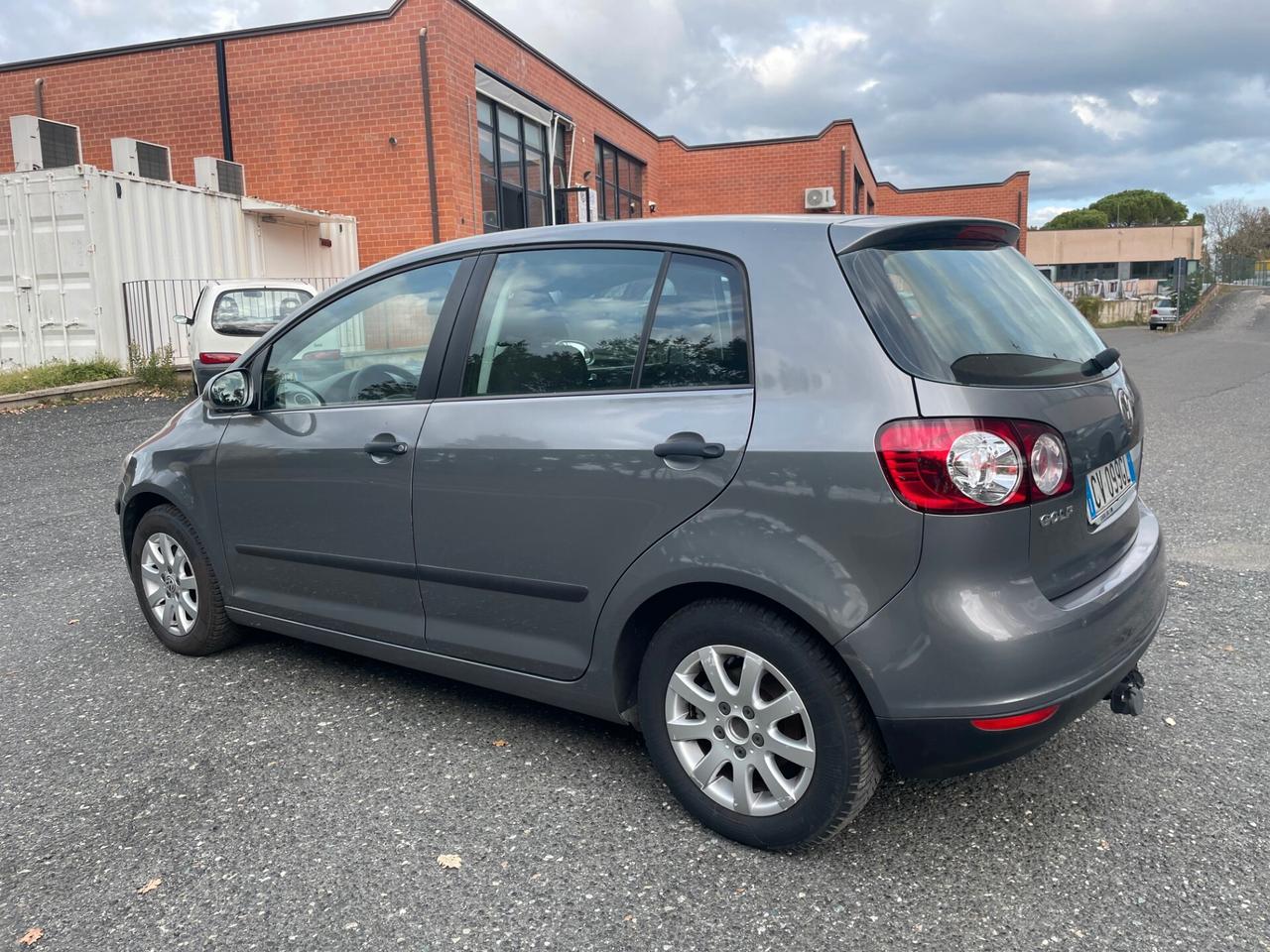 Volkswagen Golf Plus 1.6 16V FSI Comfortline