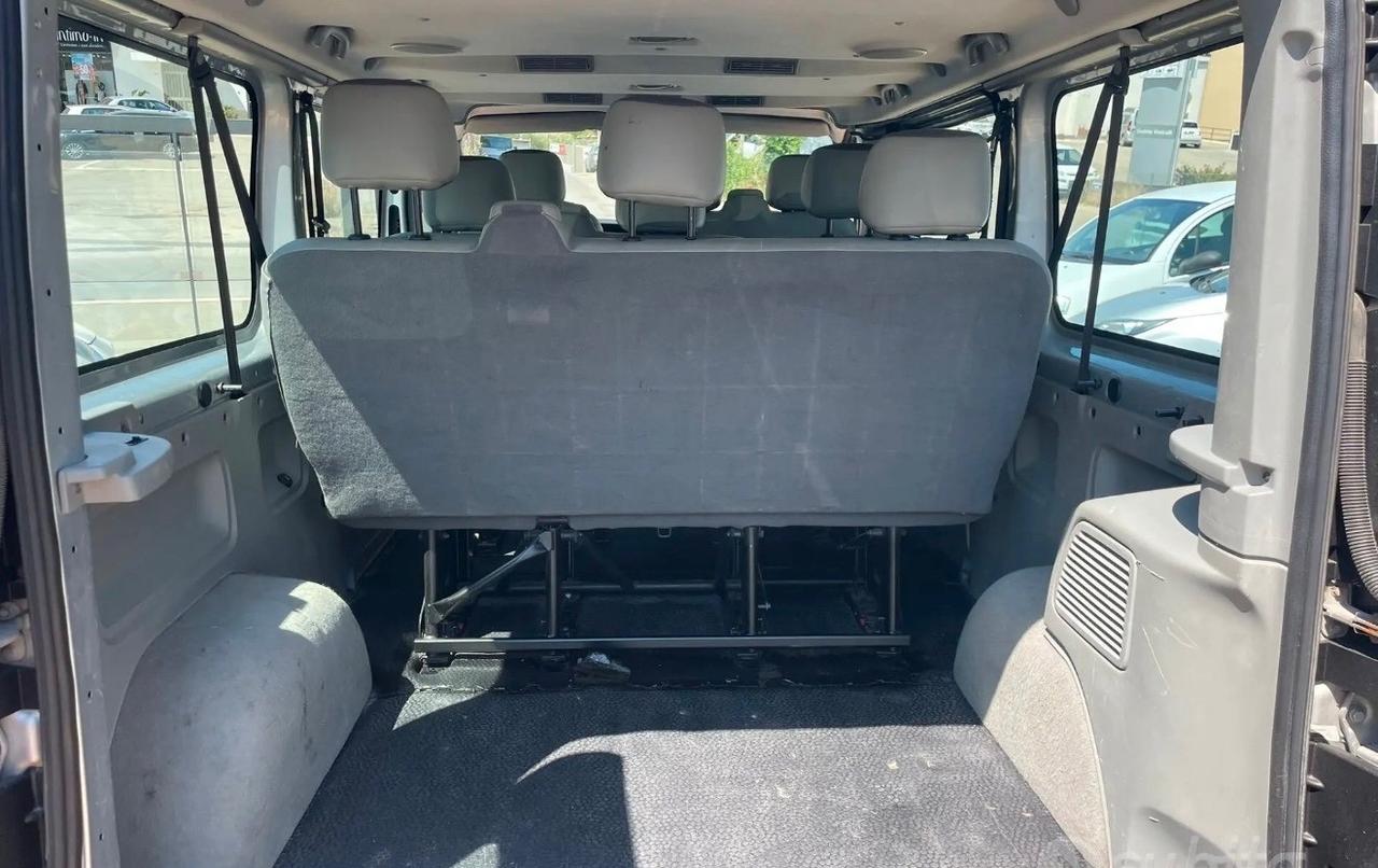 Opel Vivaro 9 Posti Finanziaria senza busta paga