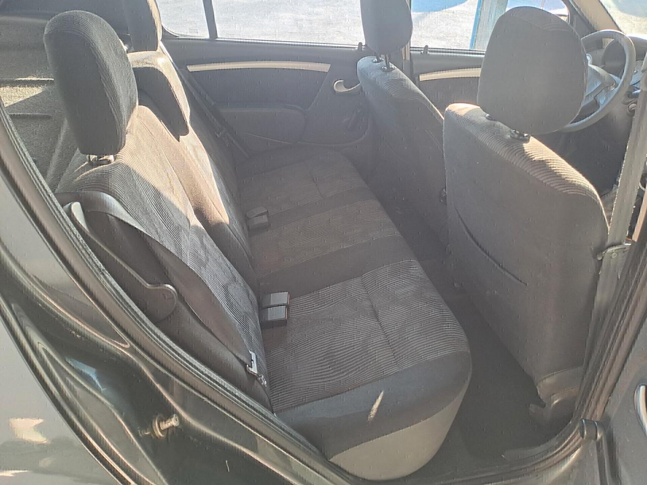 Dacia Sandero 1.4 8V GPL SC. 2029