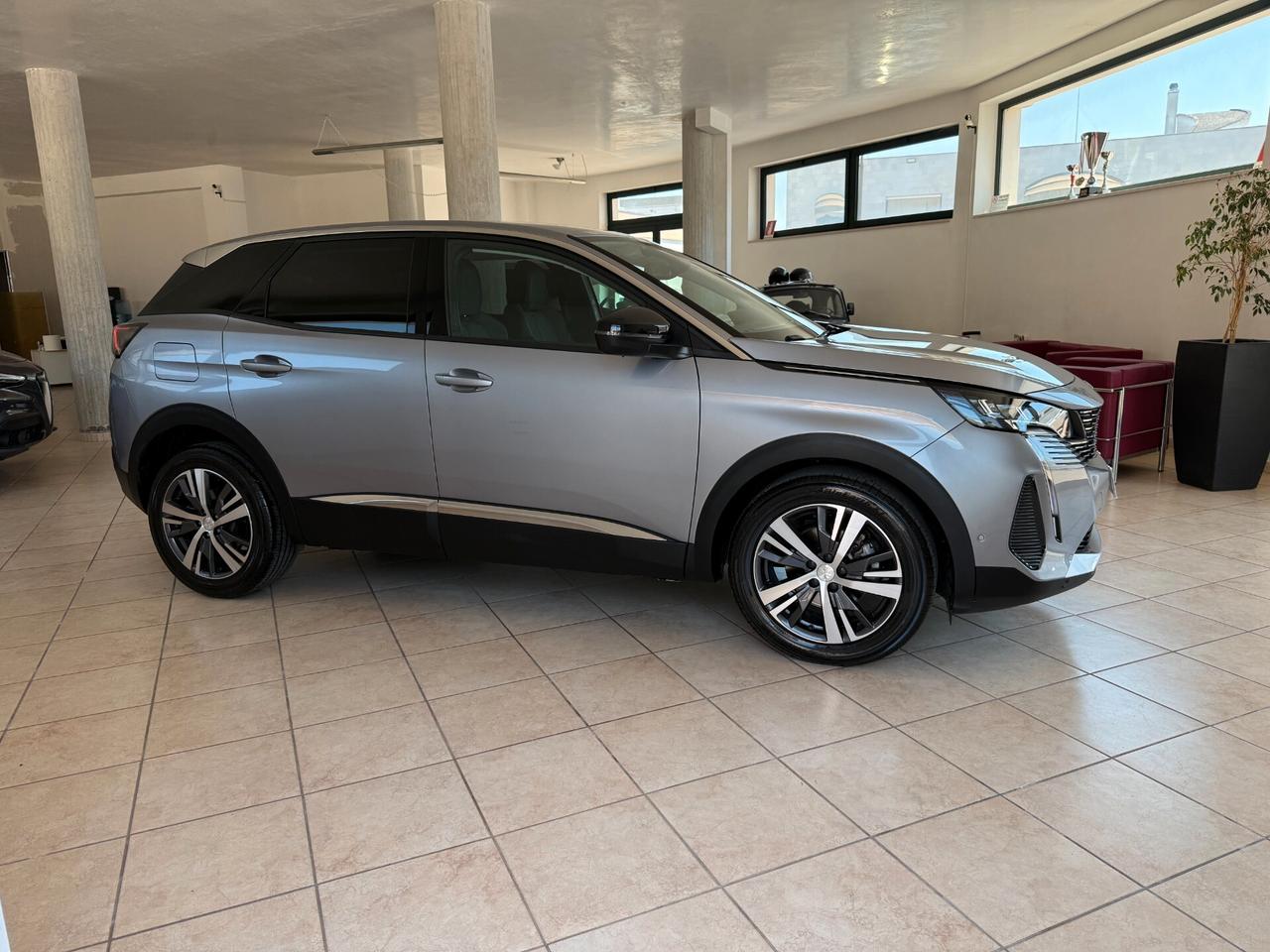Peugeot 3008 BlueHDi 130 S&S EAT8 Allure Pelle Camera 360° Full