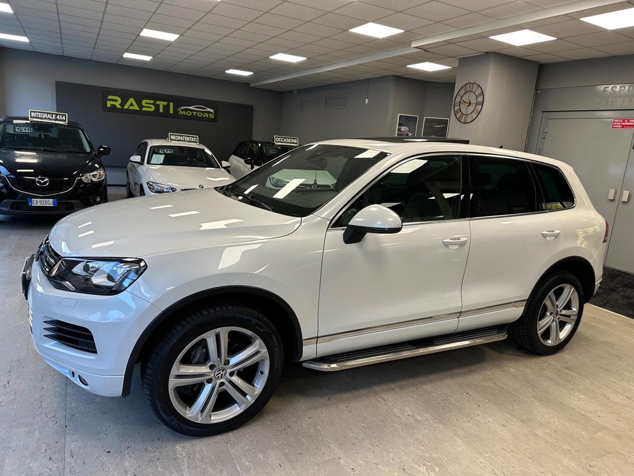 Volkswagen Touareg 3.0 TDI 245 CV tiptronic BlueMotion Techn. Executive