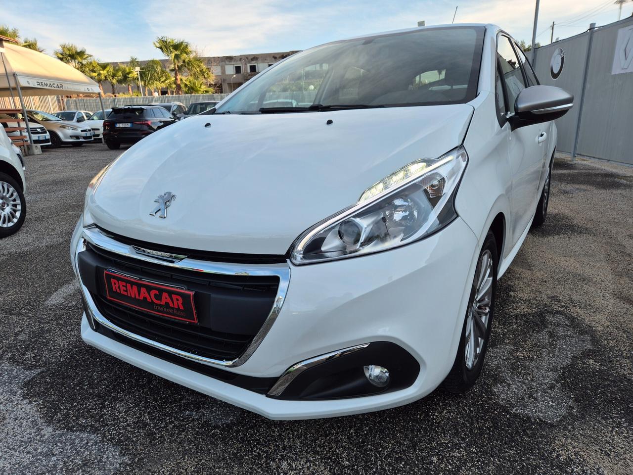 Peugeot 208 RESTAYLING 82 CV Allure NUOVA FULL 2017