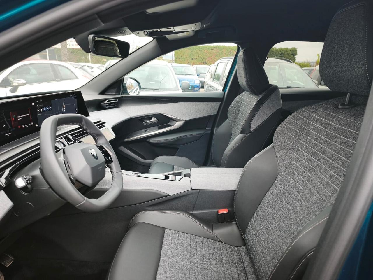 Peugeot 3008 PROMO FAST Hybrid 145 e-DCS6 Allure Business