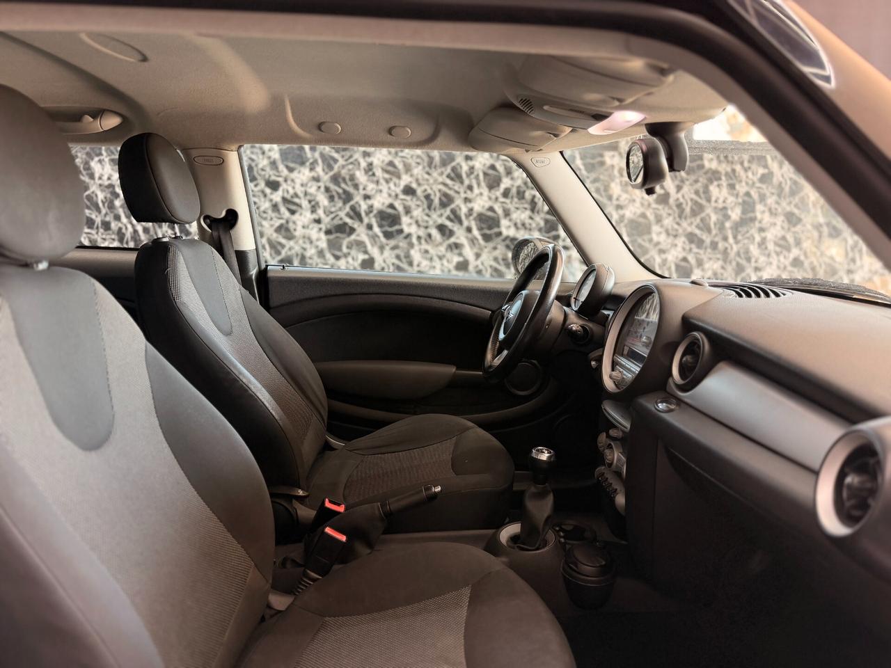 Mini 1.6 16V Cooper D 50 Mayfair