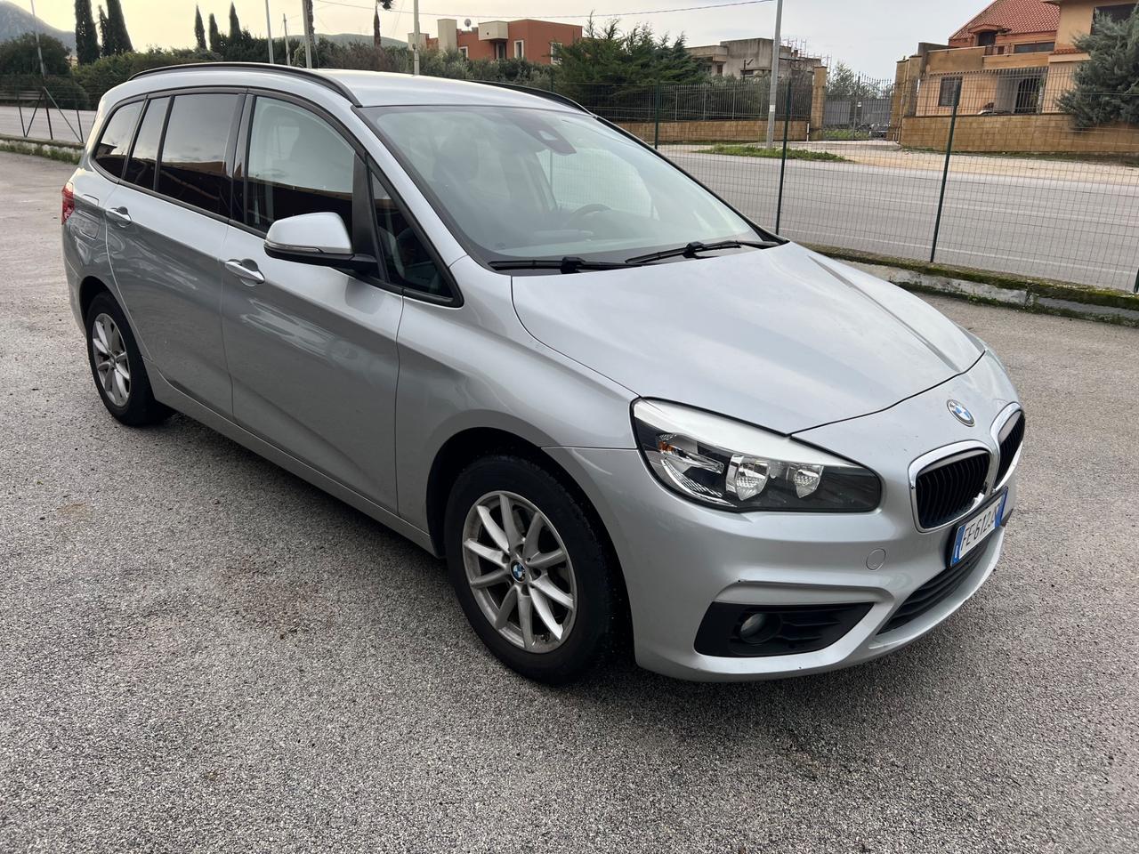 Bmw 218d 150cv 7 posti Advantage 2016