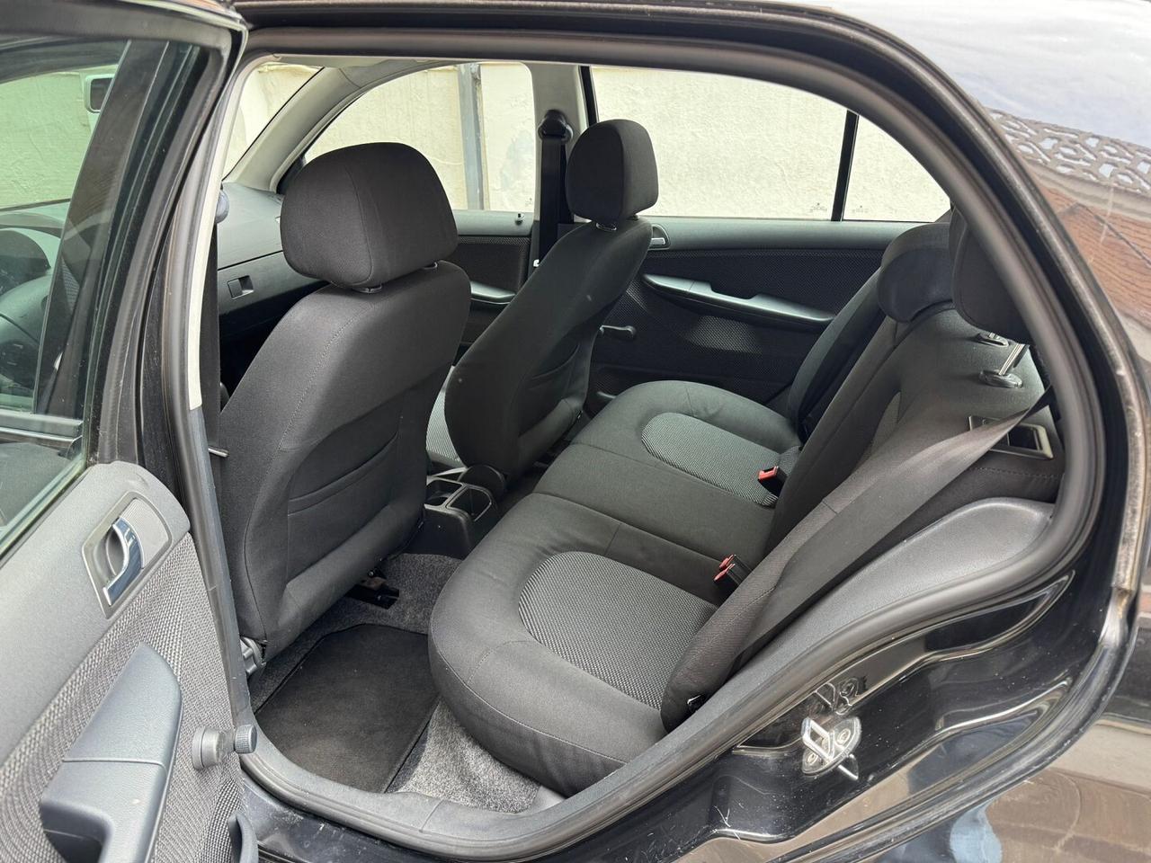 SKODA Fabia 1.4 TDI 69CV cat 5p Urban