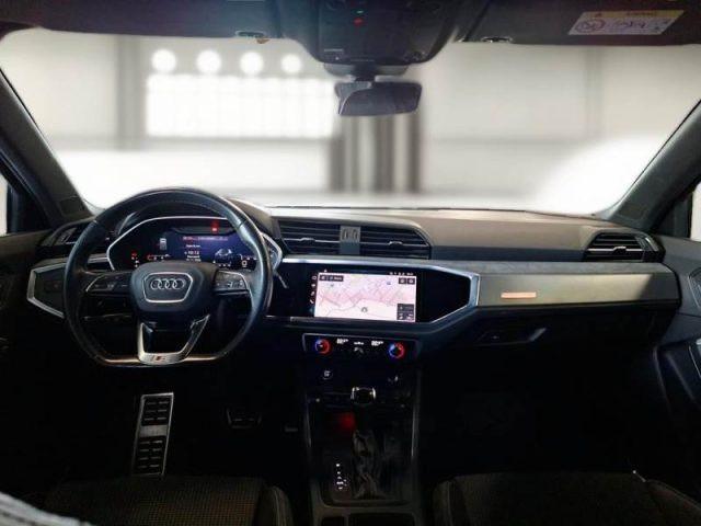 AUDI Q3 35 TDI quattro S tronic Business Advanced