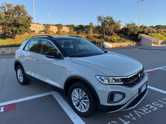 VOLKSWAGEN T-Roc TSI LIFE+NAVI+PARK AUTOMATICO+VIRTUAL+BICOLOR