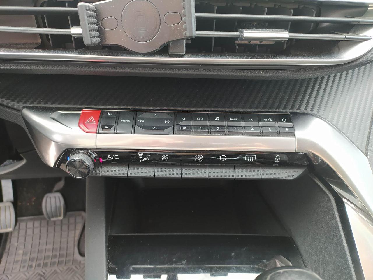 Peugeot 3008 Active 1.5 Blue HDI 130
