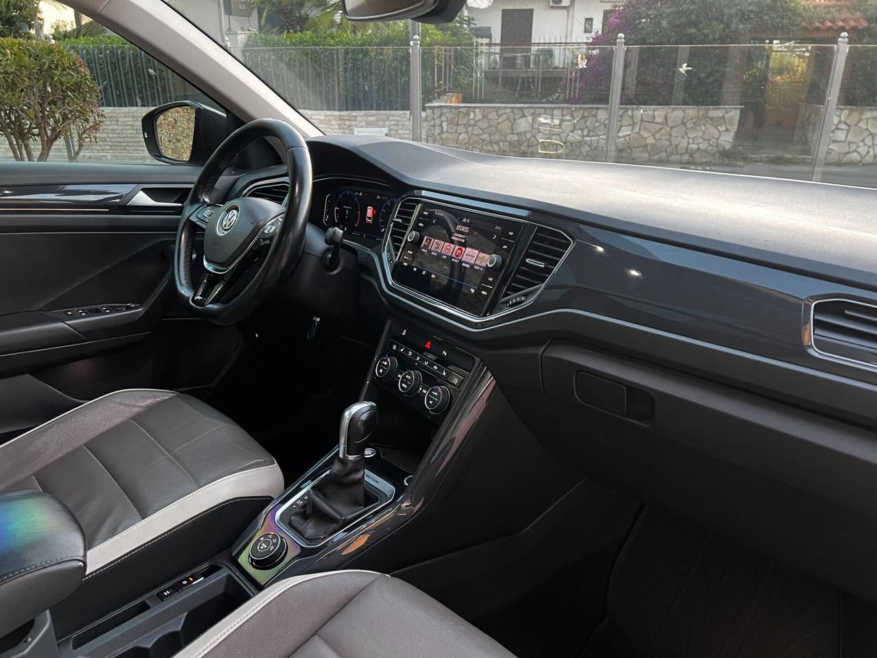 Volkswagen T-Roc 2.0 TDI 150-DSG 4MOTION-TETTO-FULL