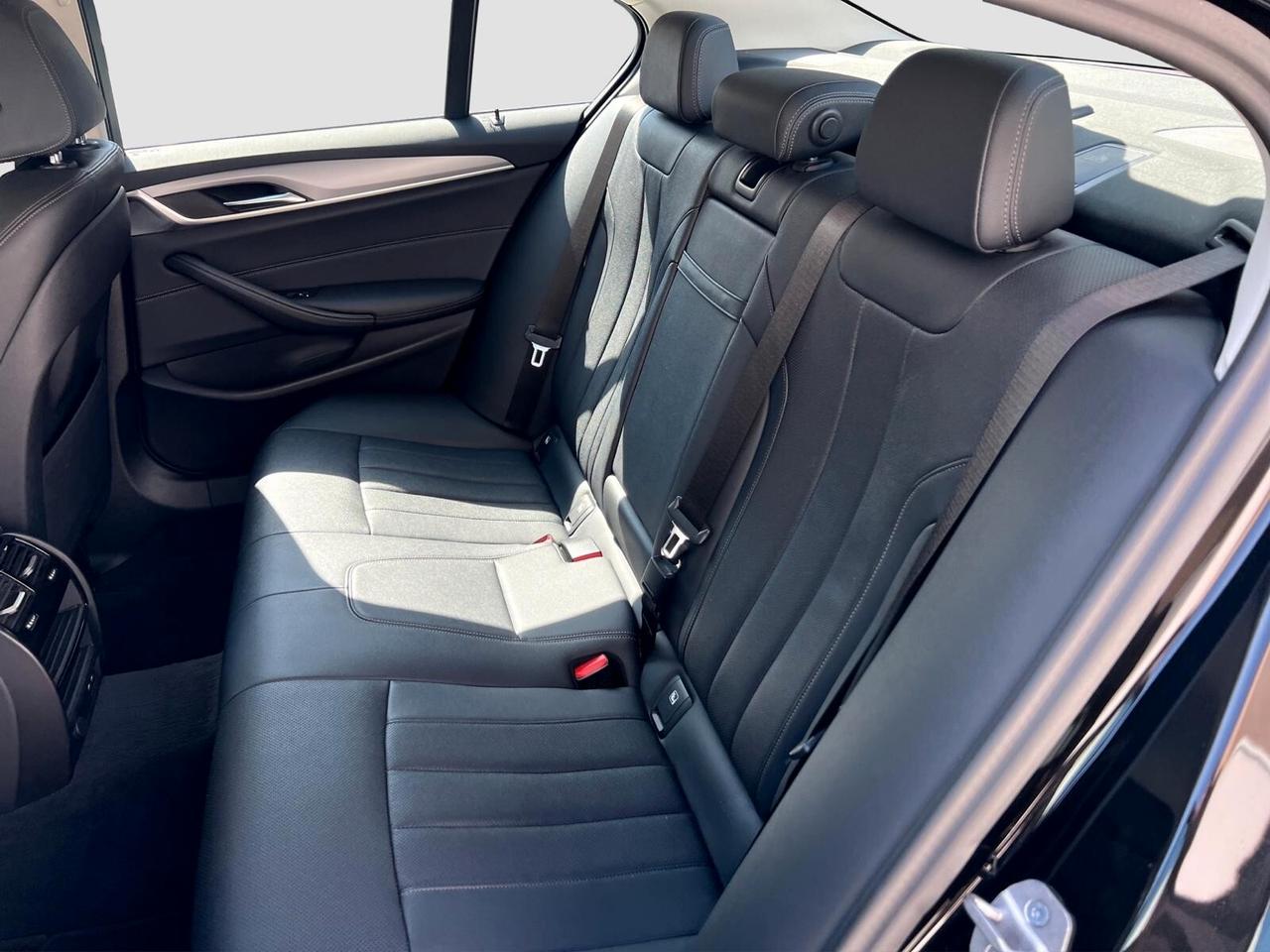 Bmw Serie 5 520d 48V Business