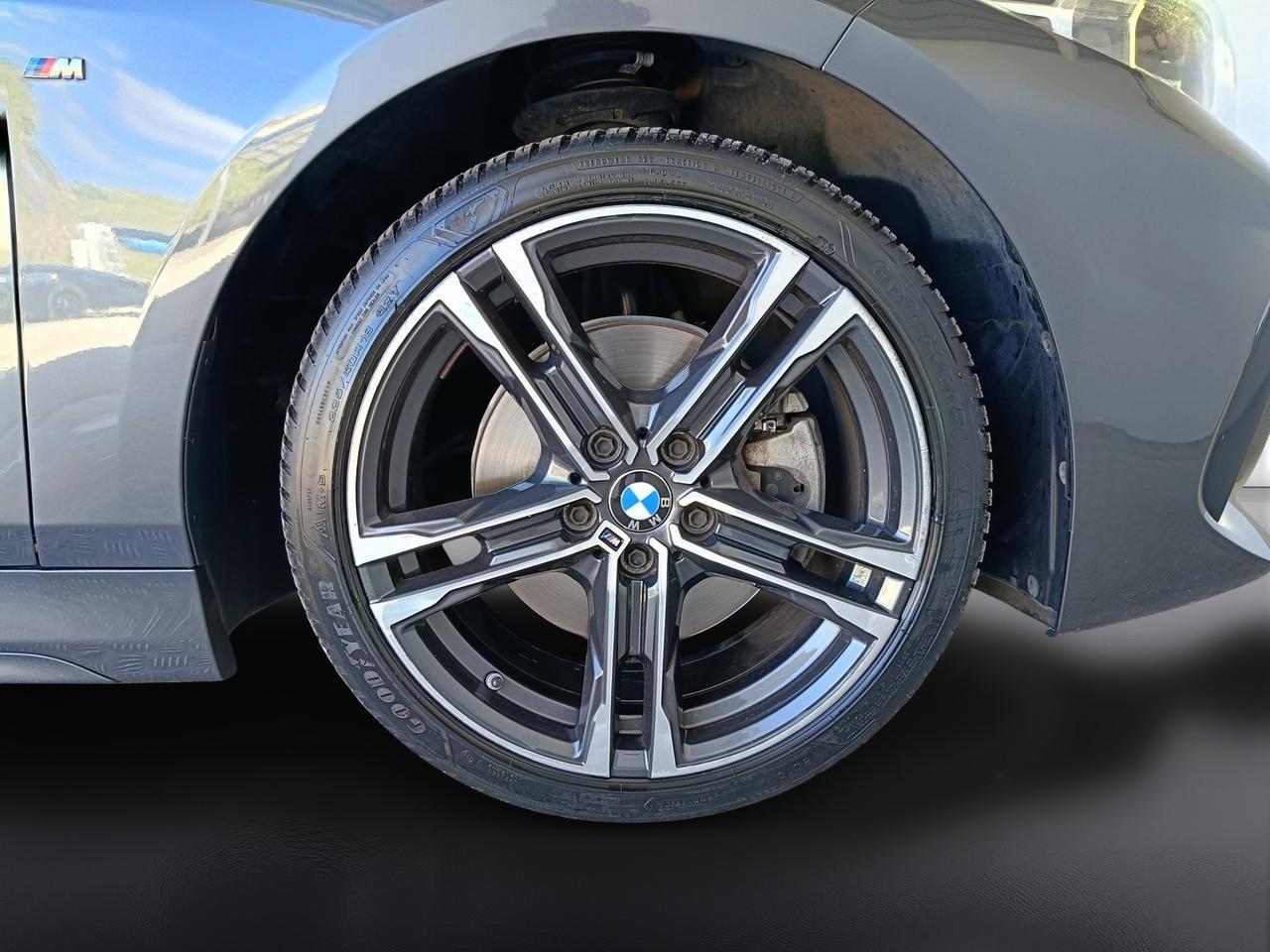 BMW Serie 1 F40 - 116d Msport auto