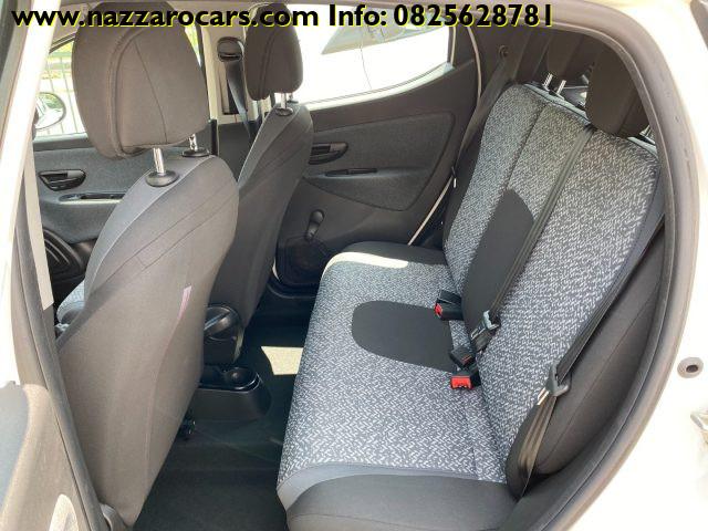 LANCIA Ypsilon 1.0 FireFly 5 porte S&S Hybrid Ecochic Silver