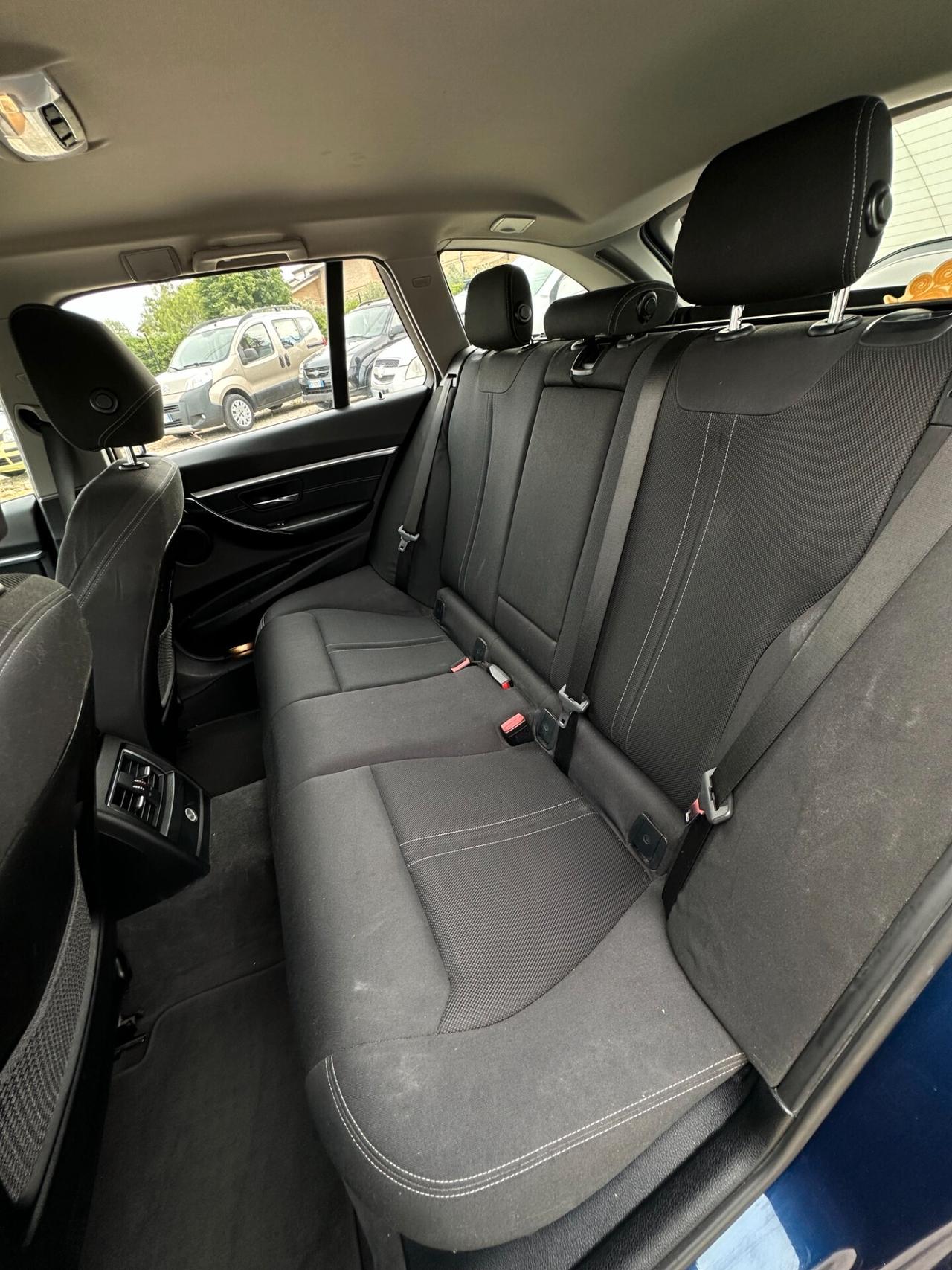 Bmw 320 320d xDrive Touring