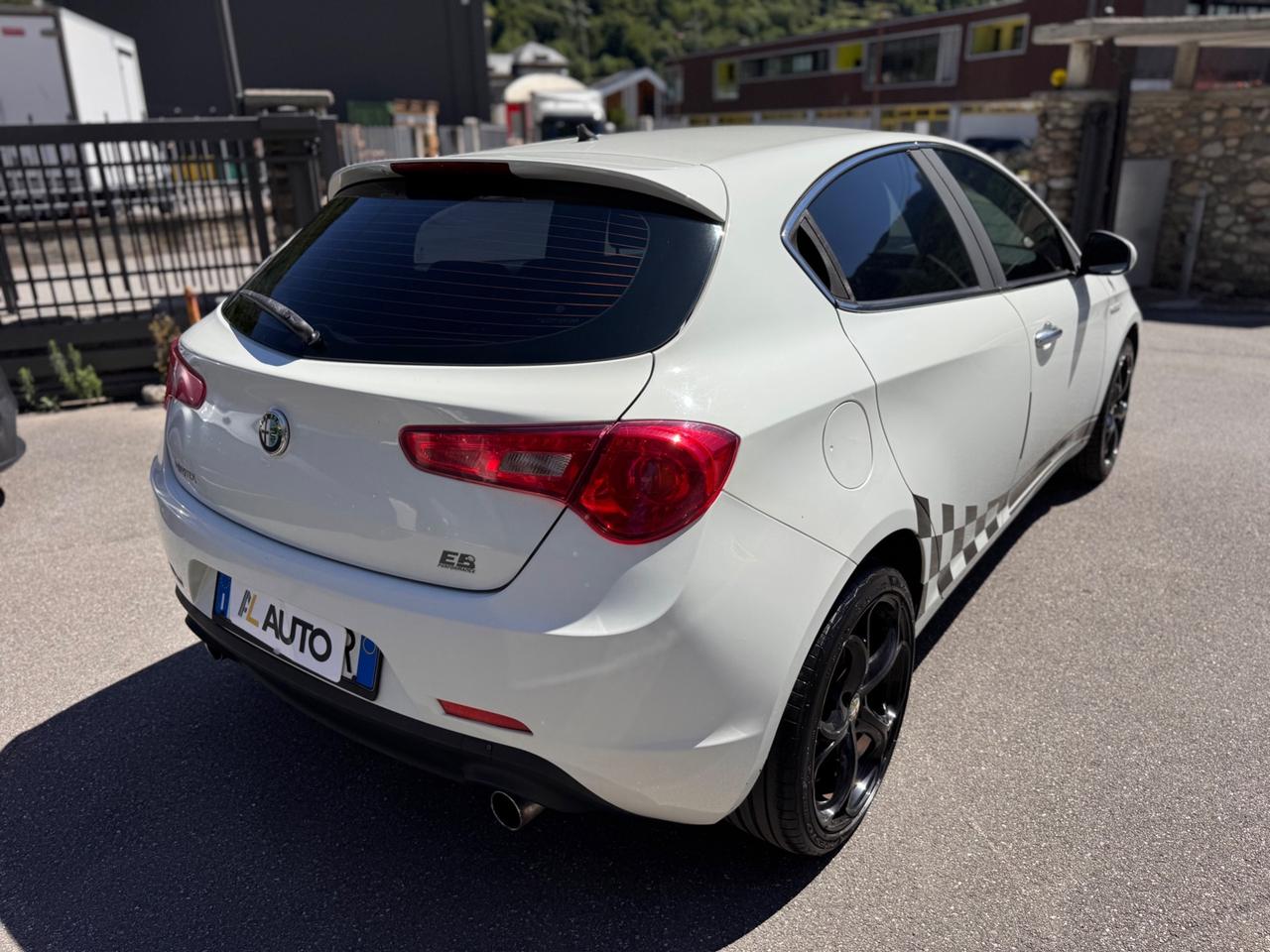 Alfa Romeo Giulietta 2.0 JTDm-2 170 CV Distinctive