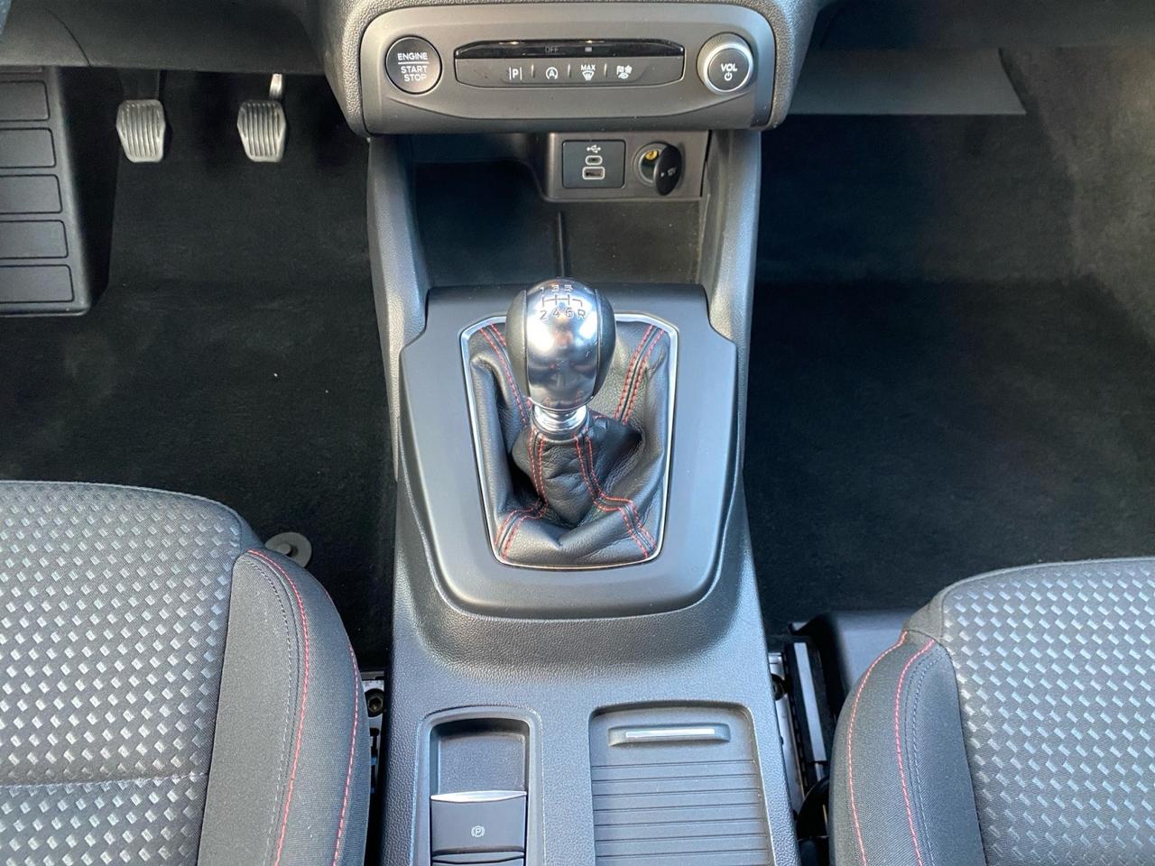 FORD Focus V 2022 - Focus 1.0t ecoboost h ST-Line X 125cv