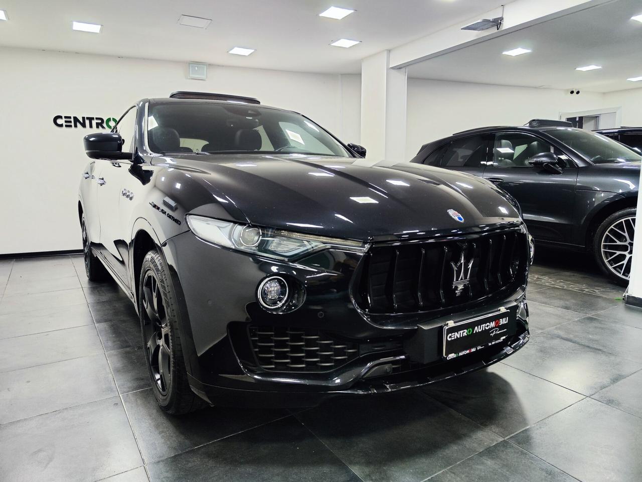 Maserati Levante V6 Diesel 275 CV AWD Gransport Tetto