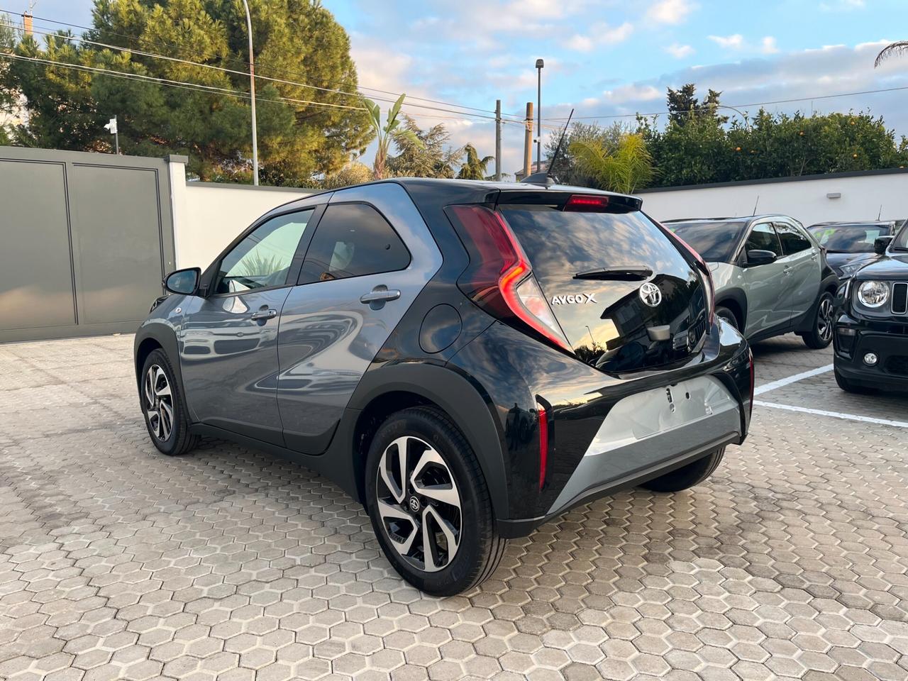 Toyota Aygo X 1.0 VVT-i 72 CV 5 porte Trend Km0