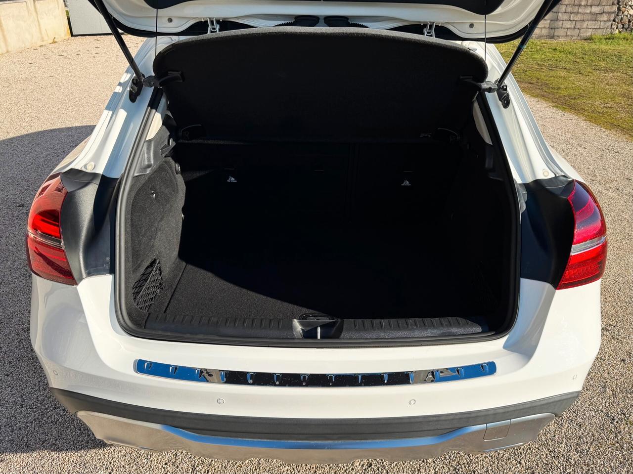 Mercedes GLA 180 d Automatic Sport | PREZZO PROMO