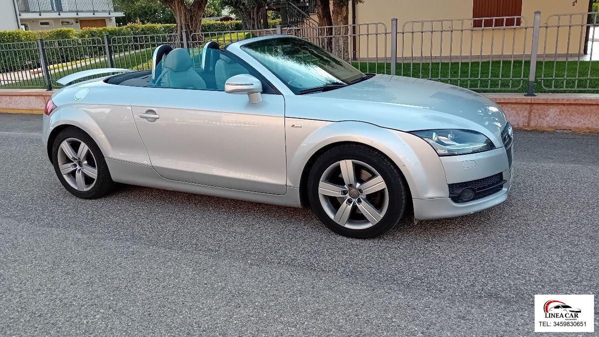 AUDI - TT Cabrio - 2.0 TFSI