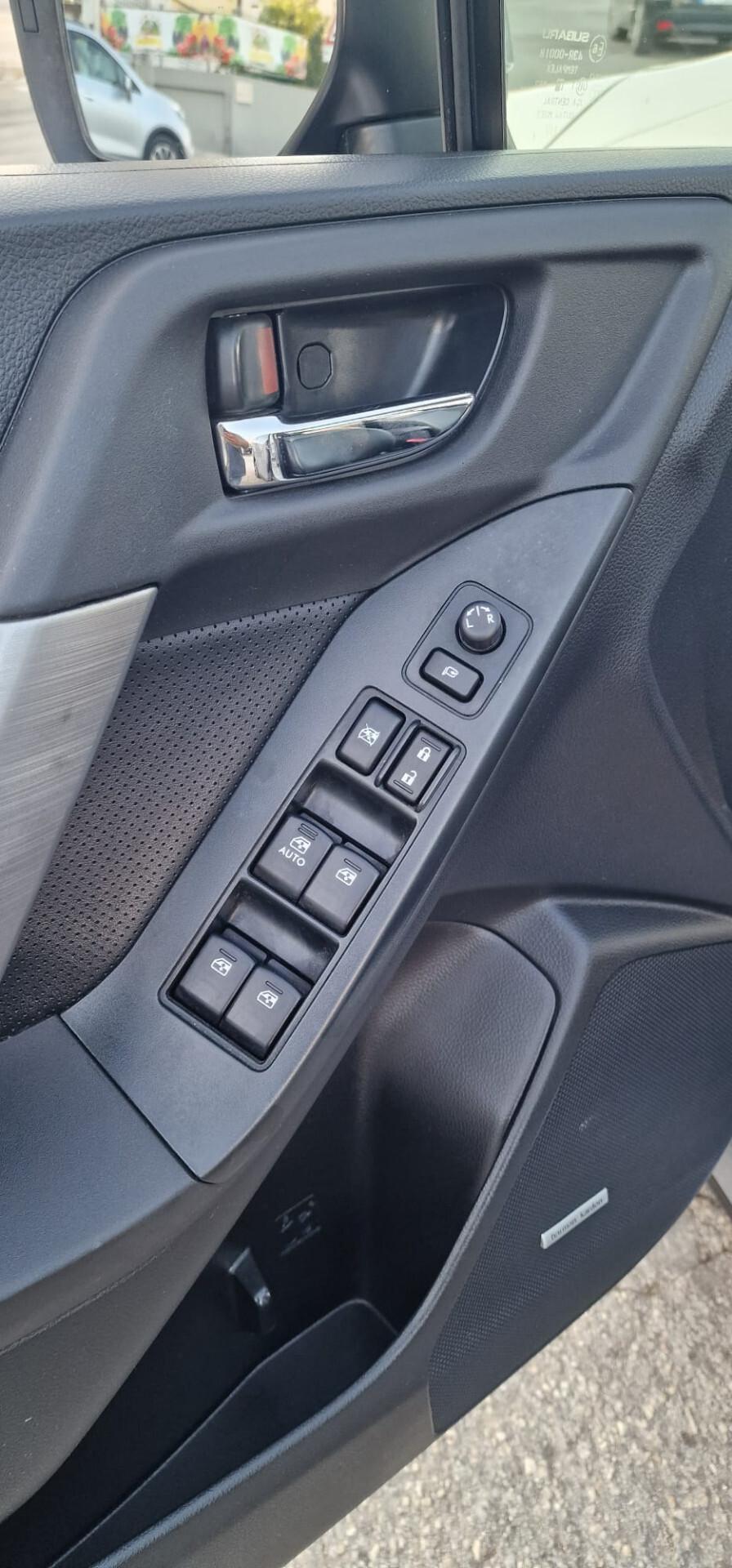 Subaru Forester 2.0D -S DYNAMIC 2015
