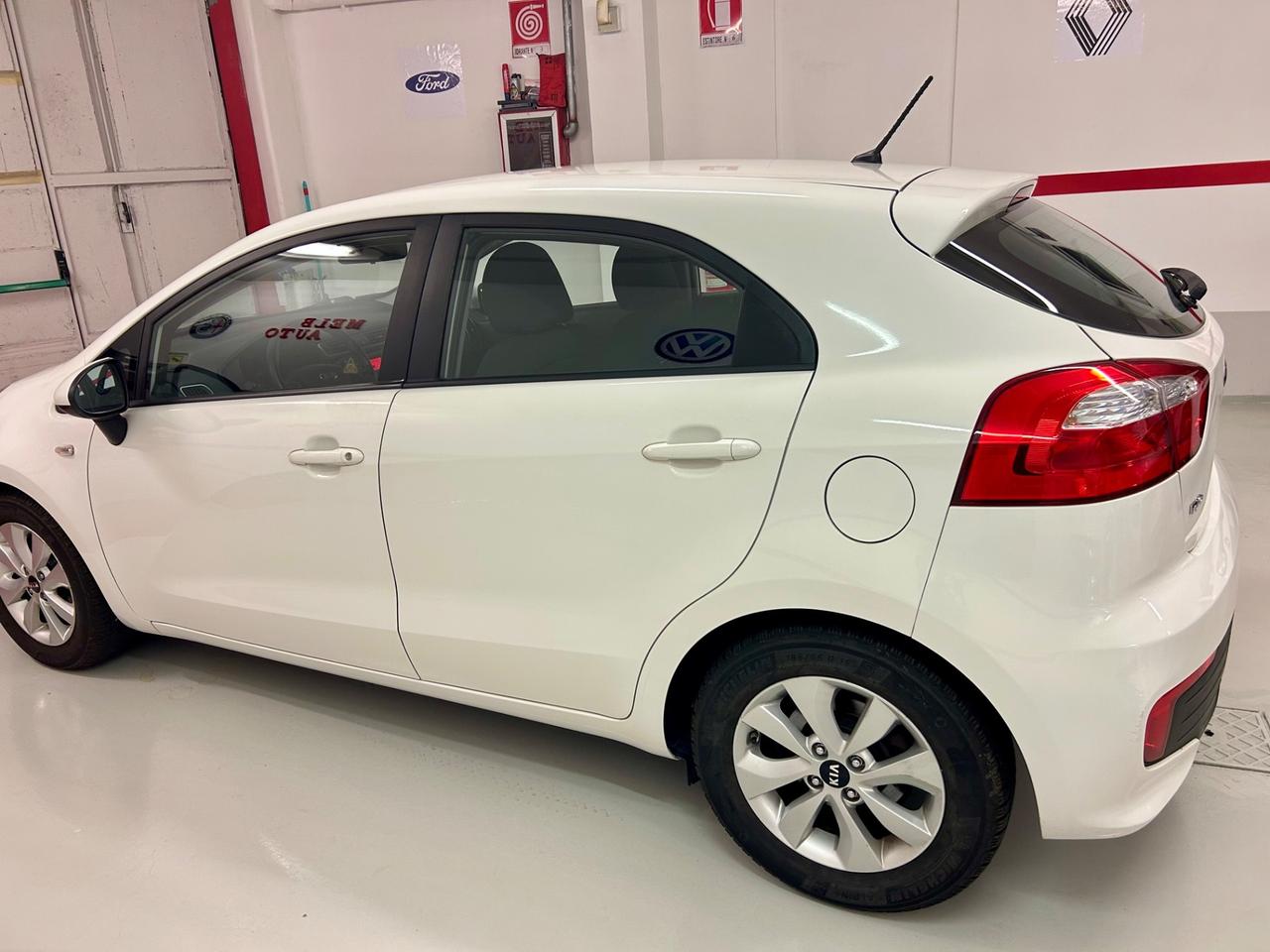 Kia Rio 1.2 CVVT 5p. Cool