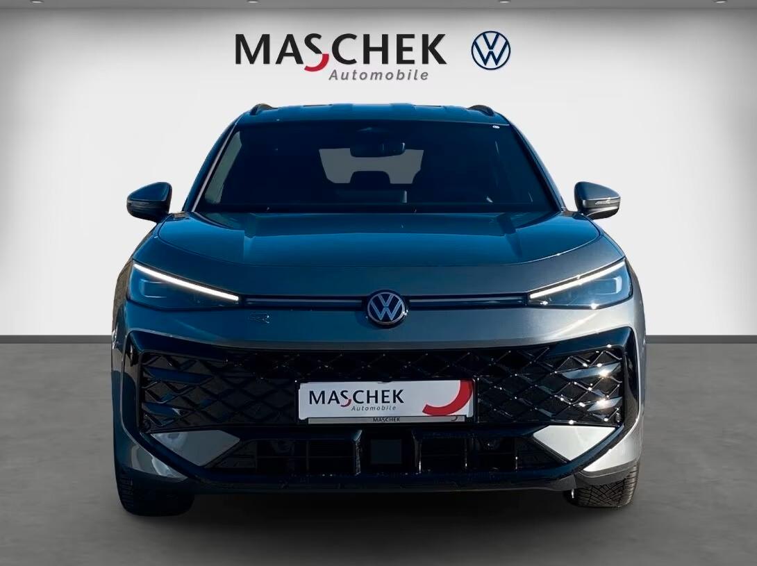 Volkswagen*T-Roc*1.5*eTSI*150CV*DSG*R-Line*ACC*LED*18"*