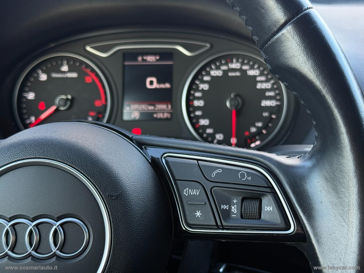 AUDI Q2 30 TDI Business Design