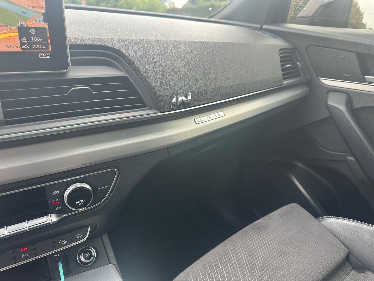 Audi Q5 S Line 2.0 40 TDI #7433