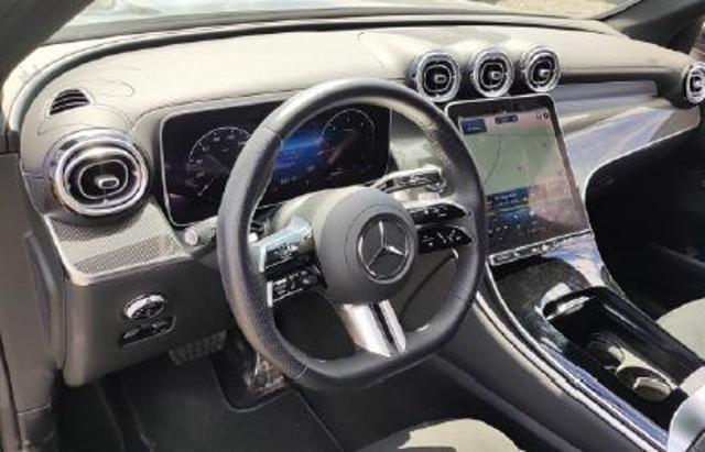 MERCEDES-BENZ GLC 220 d 4Matic Mild Hybrid AMG Line Premium *Pedane*