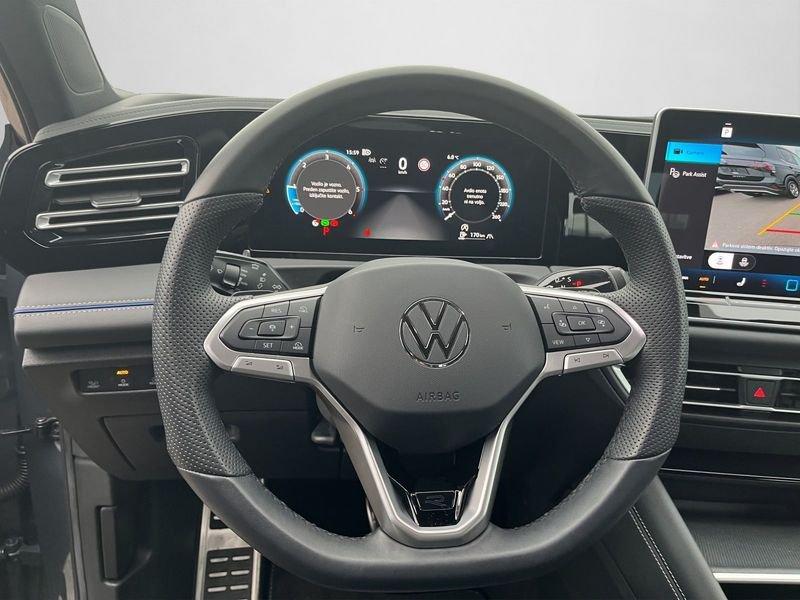 Volkswagen Tiguan 2.0 TDI 150 CV EVO SCR DSG Nuovo Modello R-Line 19" Camera