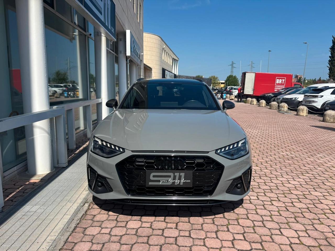 Audi A4 Avant 40 TDI quattro S tronic line edition