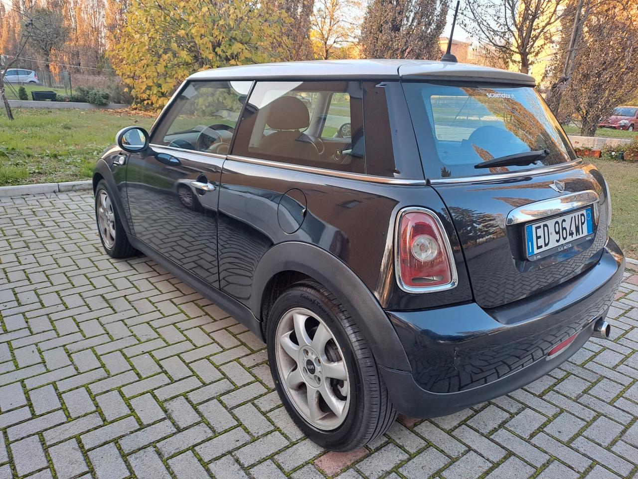 Mini 1.6 16V Cooper D OK NEOPATENTATI