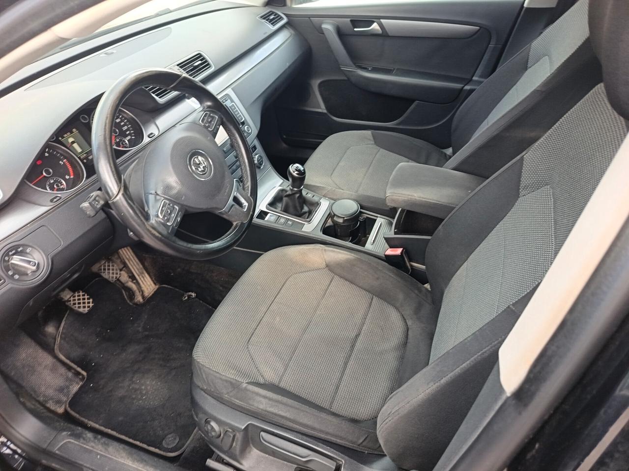 Volkswagen Passat Var. 2.0 TDI Comfortline Full Optional