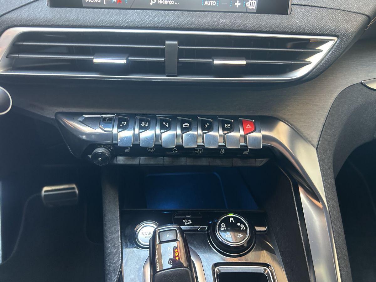 PEUGEOT - 3008 - 2.0 BlueHDi 180CV EAT6 S&S GT TELECAMERA